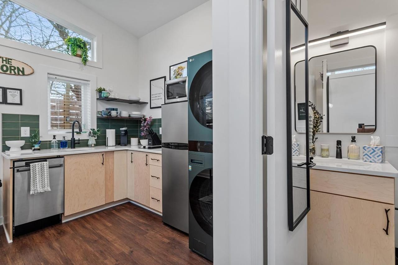 The Acorn - Tiny House In Historic Oakwood Villa Ралей Екстериор снимка