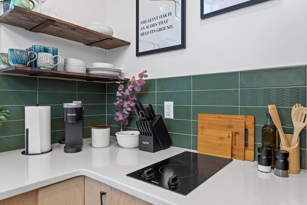 The Acorn - Tiny House In Historic Oakwood Villa Ралей Екстериор снимка